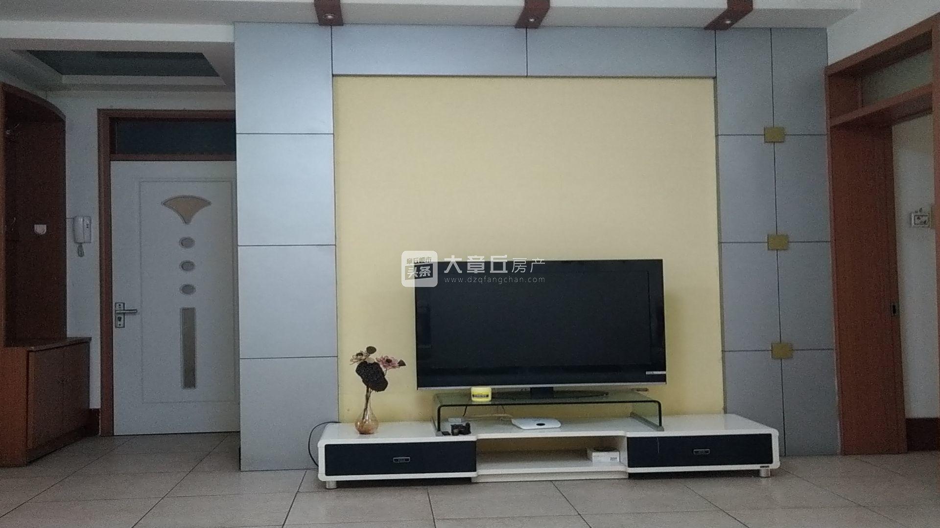 094011qe61jssl553qwlsw.jpg