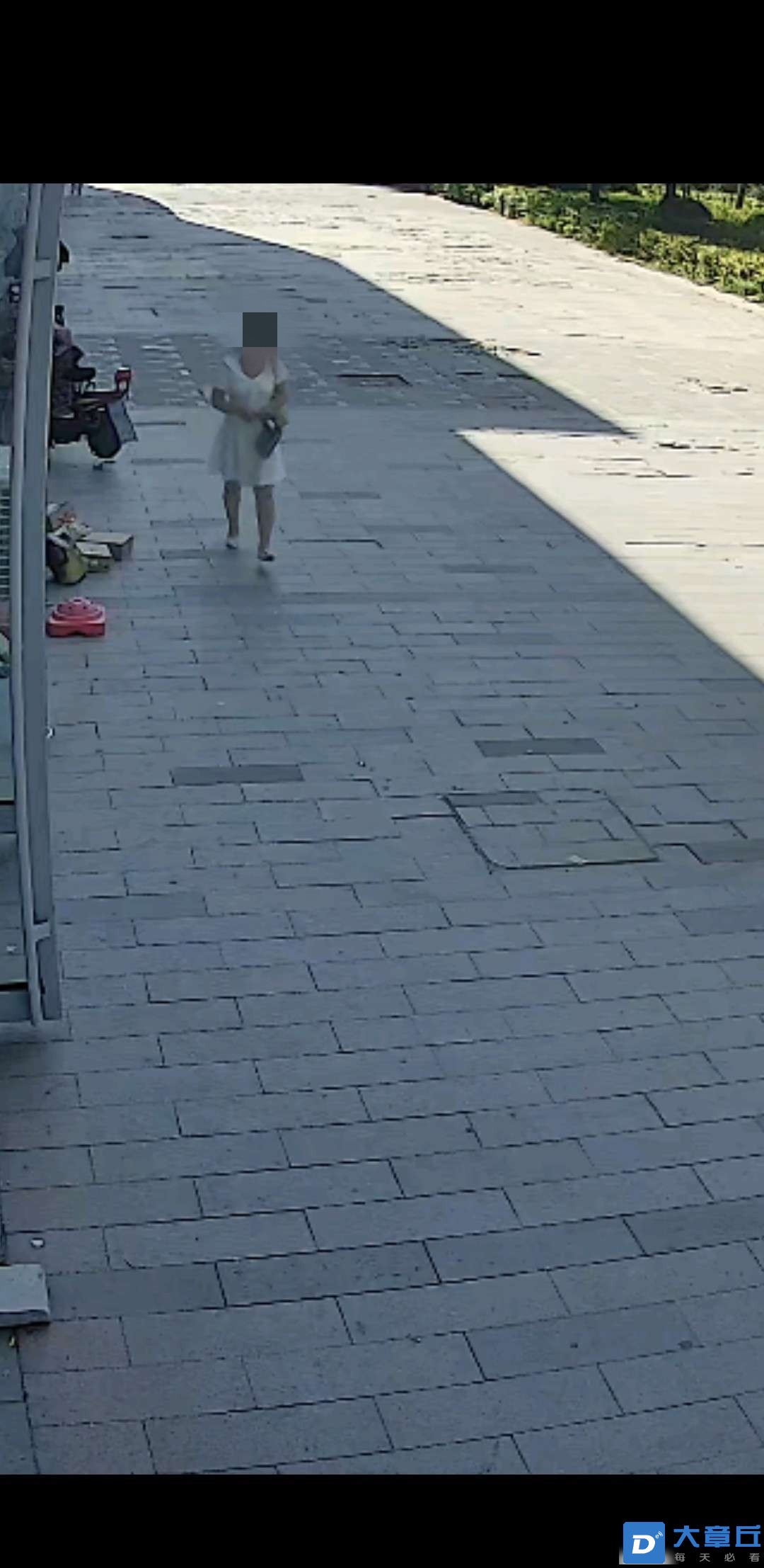 204644xcx0oov7cp0eh8ve_副本.jpg