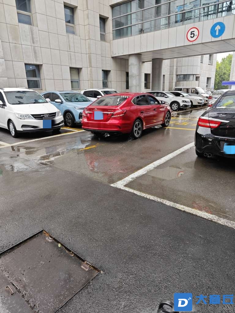 144058xved65u0907ziu7d_副本.jpg