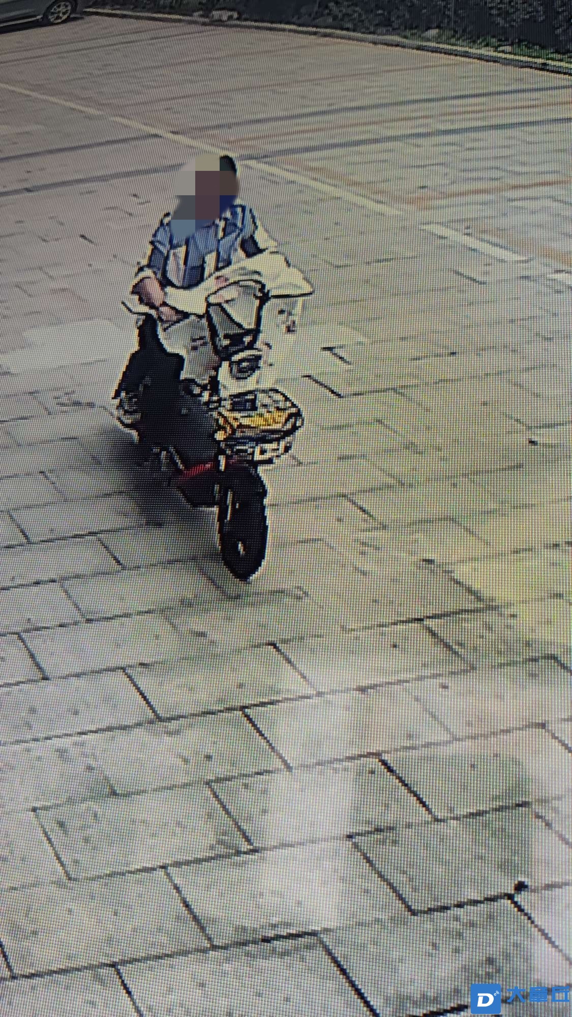 165556x8uzoqfjr7yqzgm4_副本.jpg