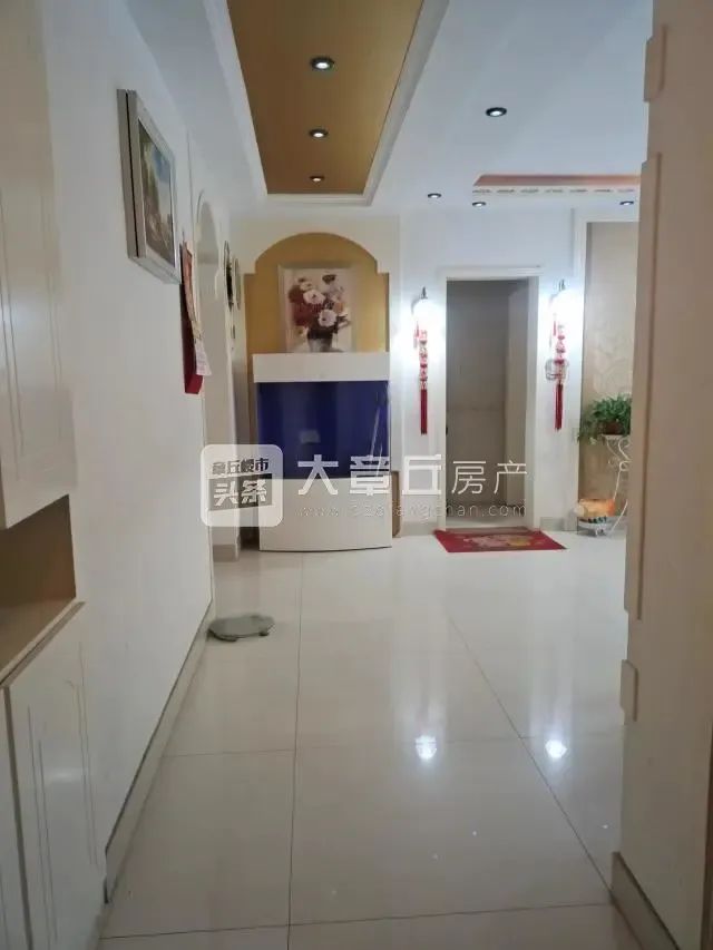 091158cb8ff0p3a0drff8c.jpeg