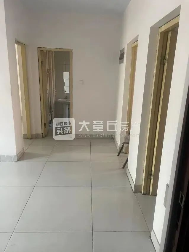 095429jmphpw6bhlrah1wl.jpeg