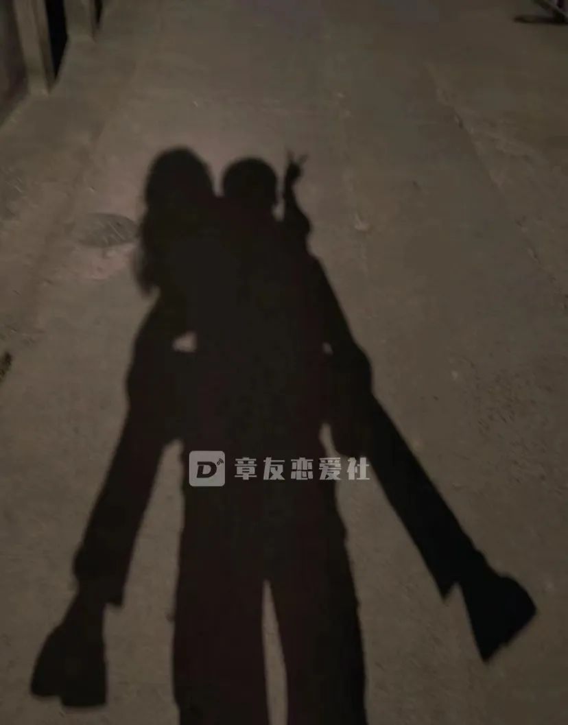 102129p23qcy952cwqj22y.jpeg