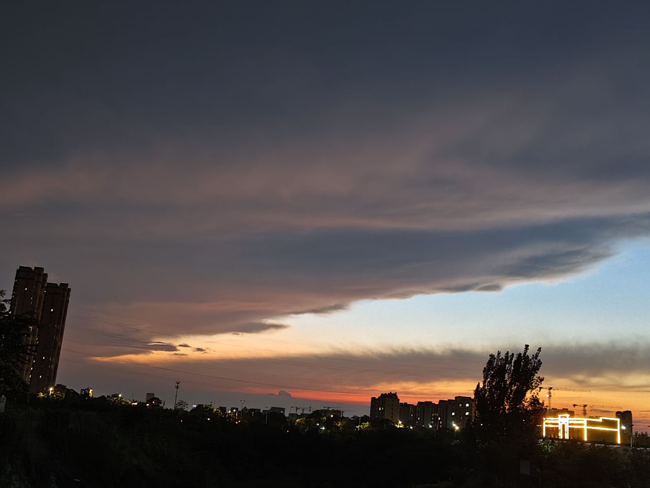 20240720201431front2_0_20930_Fp8y0VCEmP6W0HHy8eWxI723TlSi.jpg