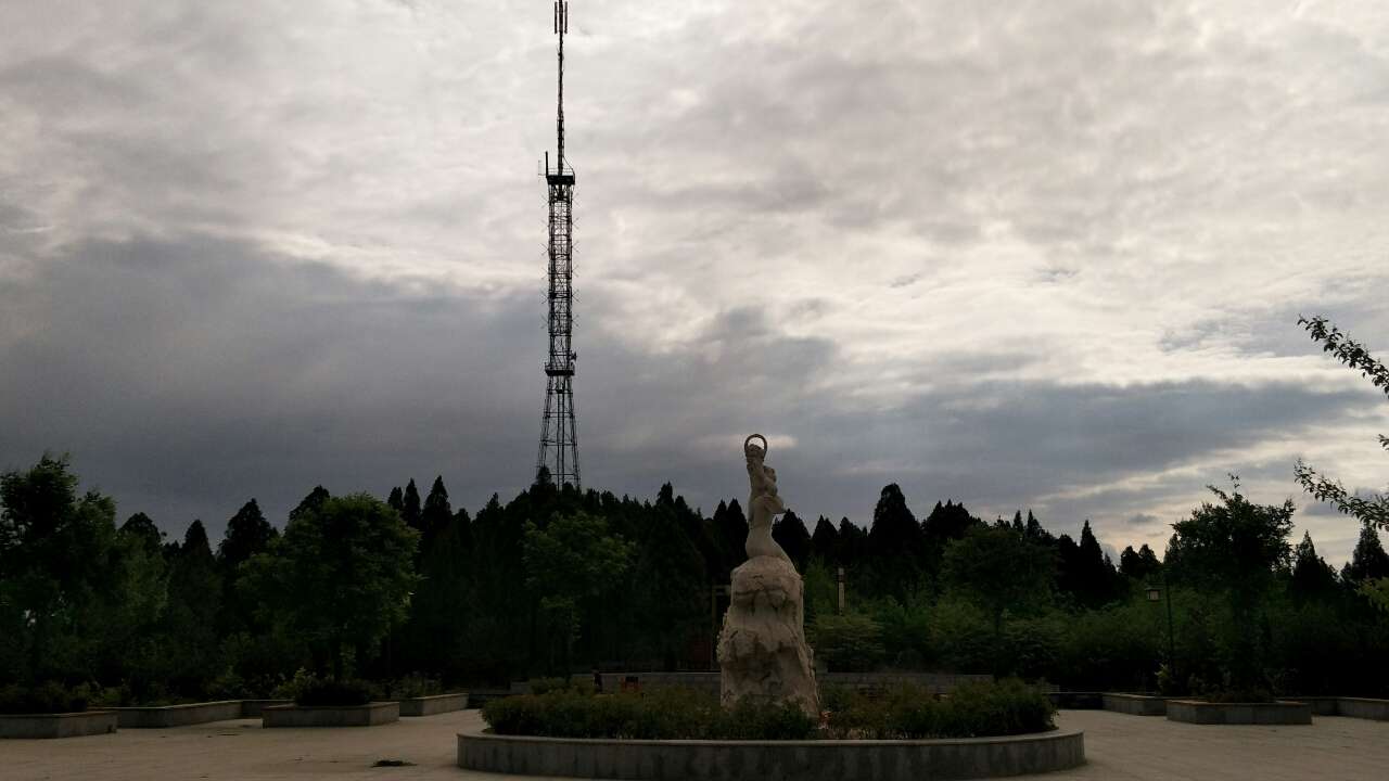 20240723225930front2_0_31859_FoqOgPTJAlGgDiuoFpE2muU_DwR3.jpg