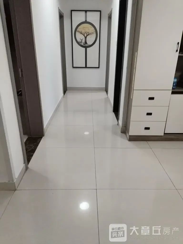 092633f85yev14ewi8878e.jpeg