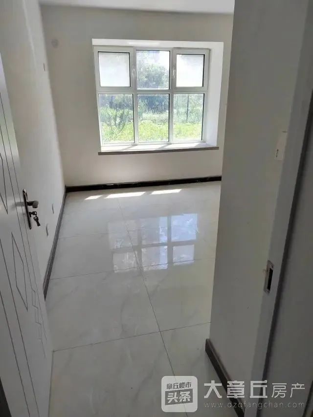 091903q9z95l1rqr5uzjqe.jpeg
