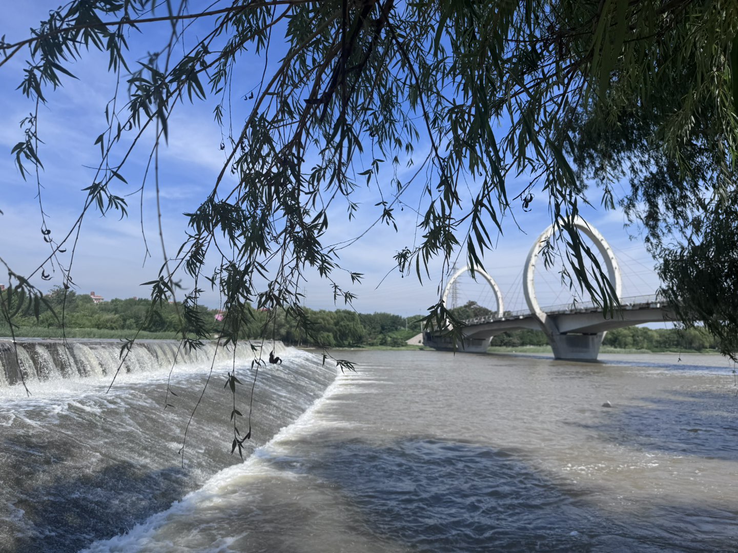 20250725101747front1_0_263566_FsmIXmv4BEdDarVg0jeILjbLUhvO.jpg